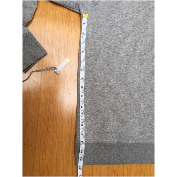 Banana Republic Quilted Gray Sweatshirt Medium - Picture 6 of 8